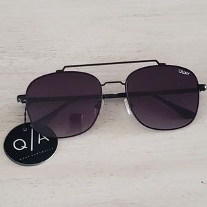 NWT!QUAY BLACK SUNGLASSES, IN STYLE:TO BE SEEN